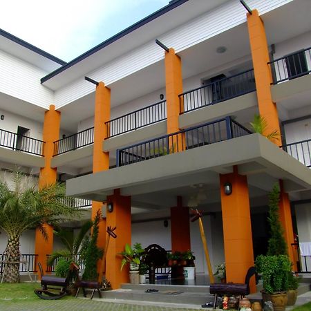Hotel Granny House à Nakhon Ratchasima Extérieur photo