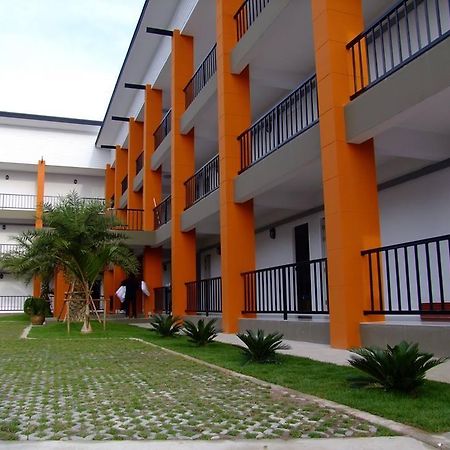 Hotel Granny House à Nakhon Ratchasima Extérieur photo